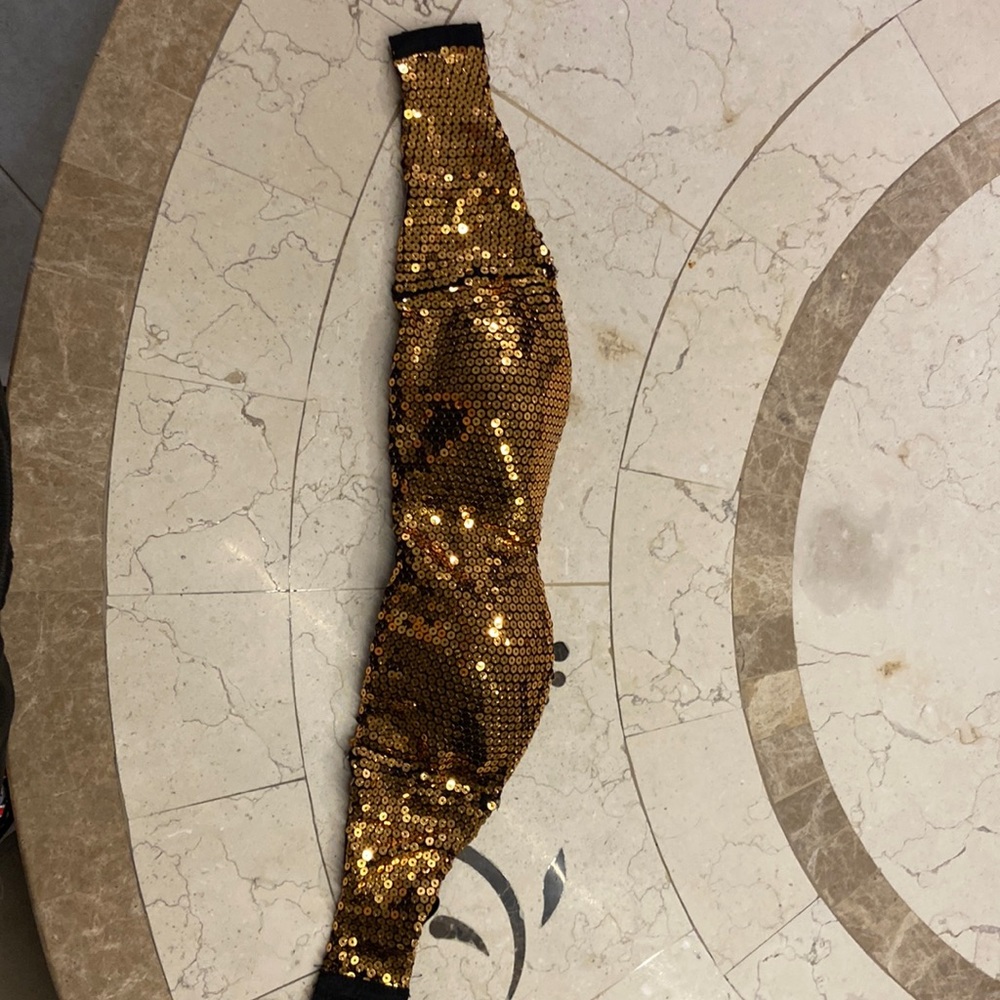 Sparkly gold crop top